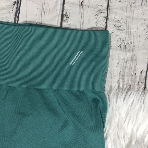 Tala Zinnia Sea Foam Seamless High Rise Leggings - Picture 13 of 14